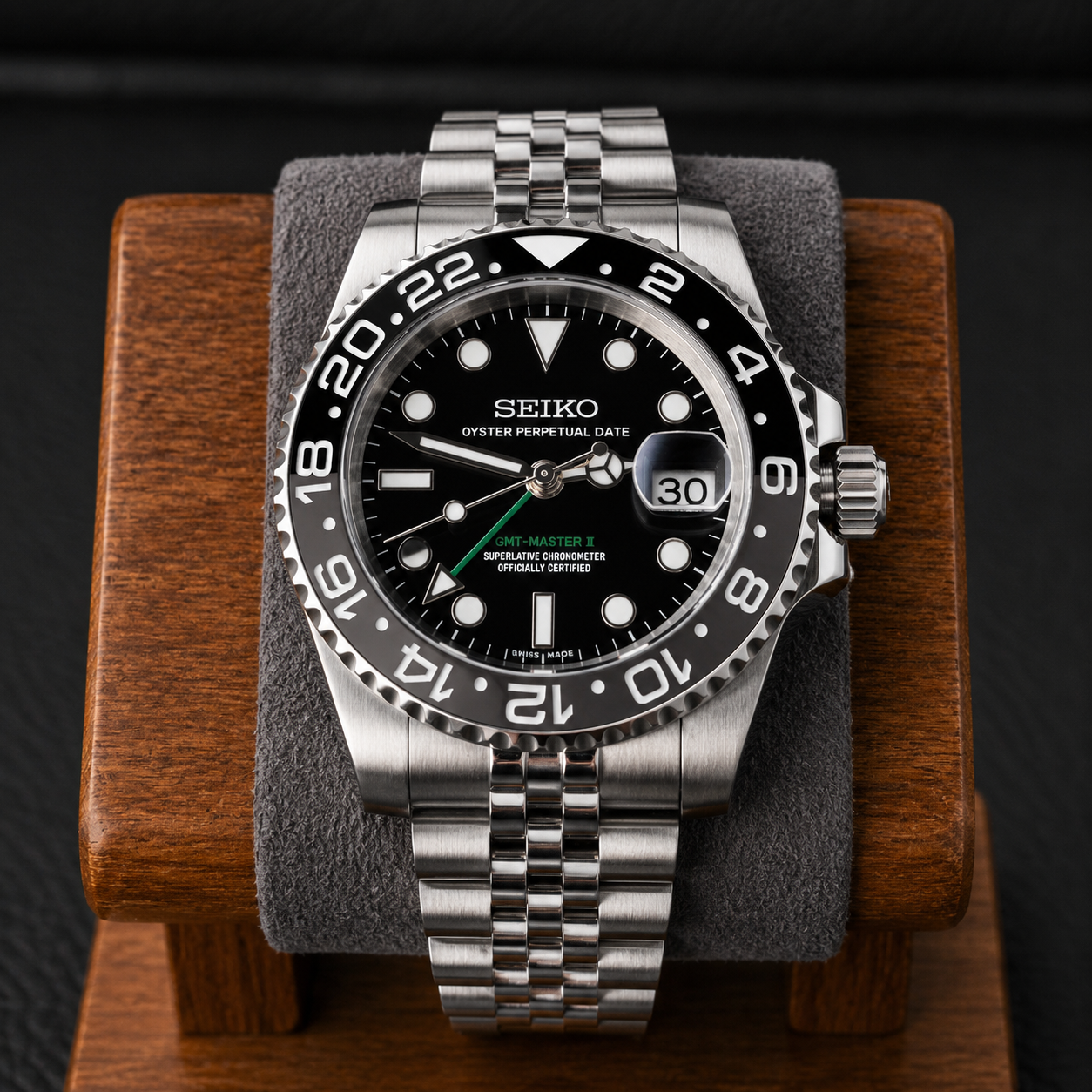 Bruce Wayne - GMT Master-ii Homage 2024 Model