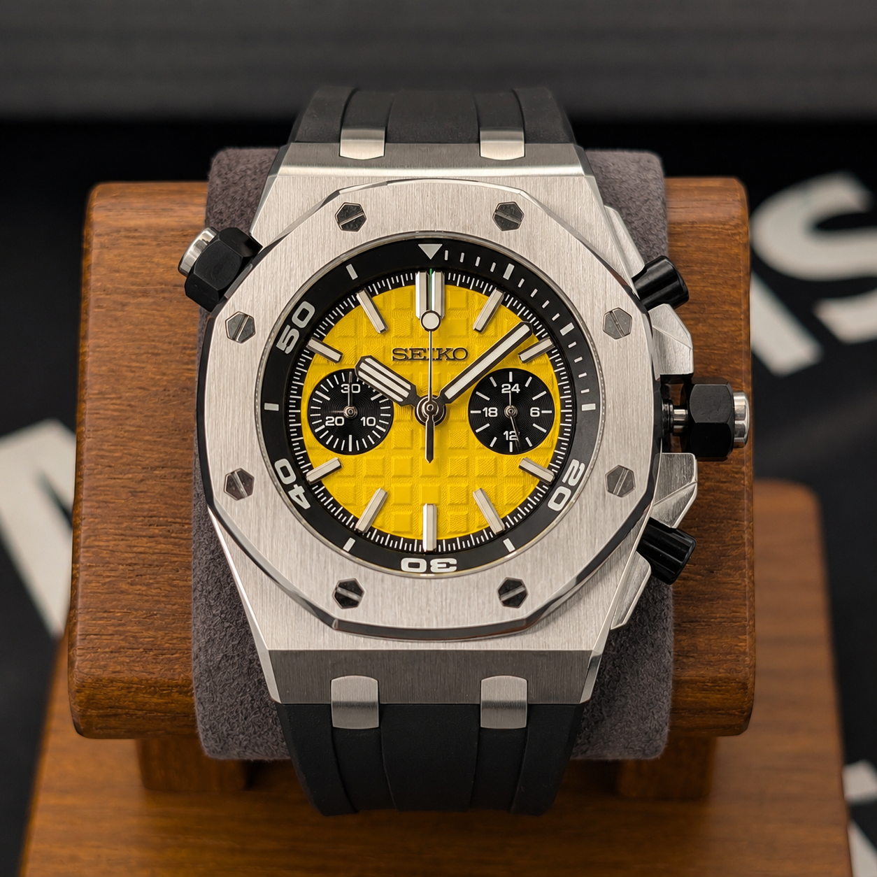 SeikOak Offshore Chronograph – Yellow Dial