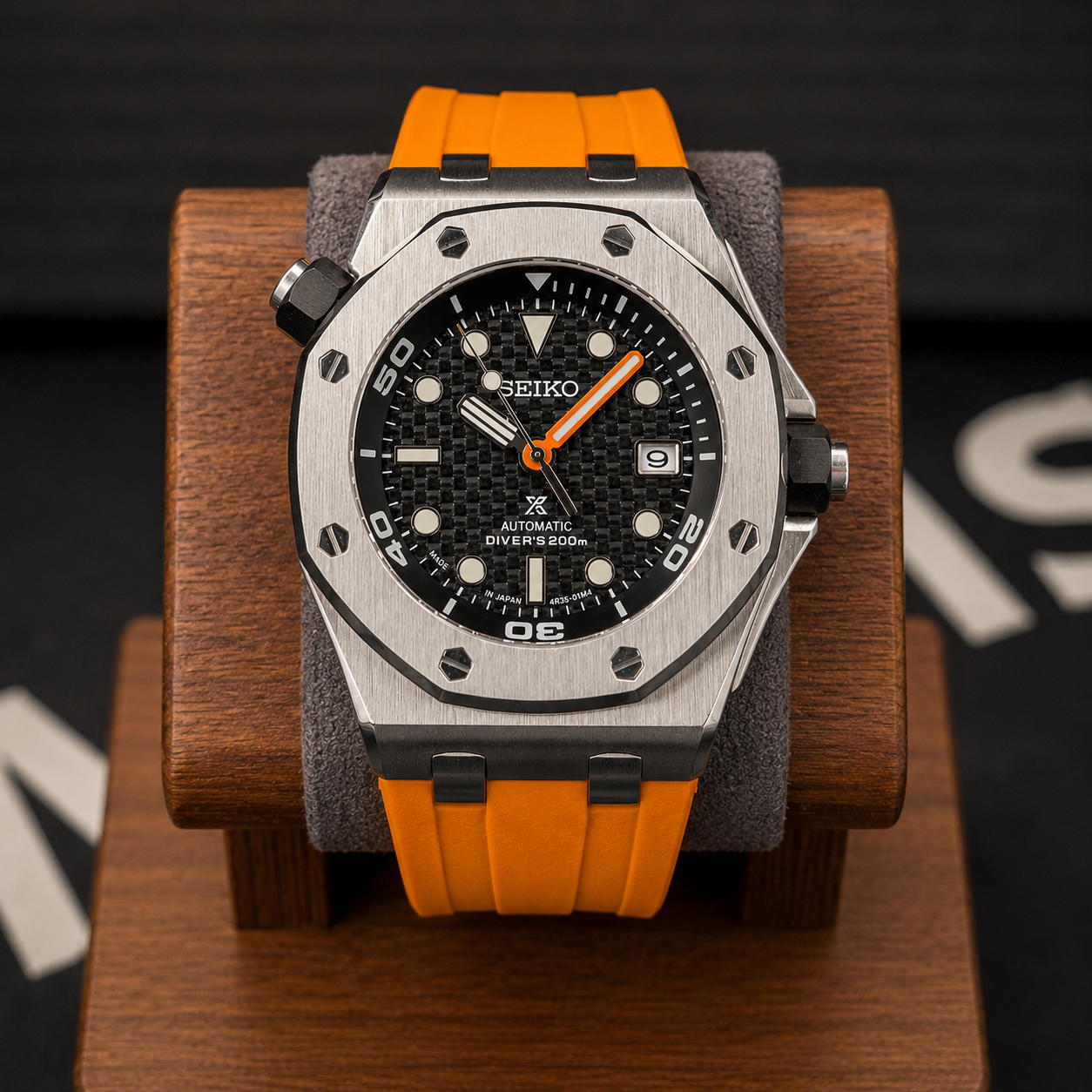 SeikOak Offshore Diver Sunburst orange