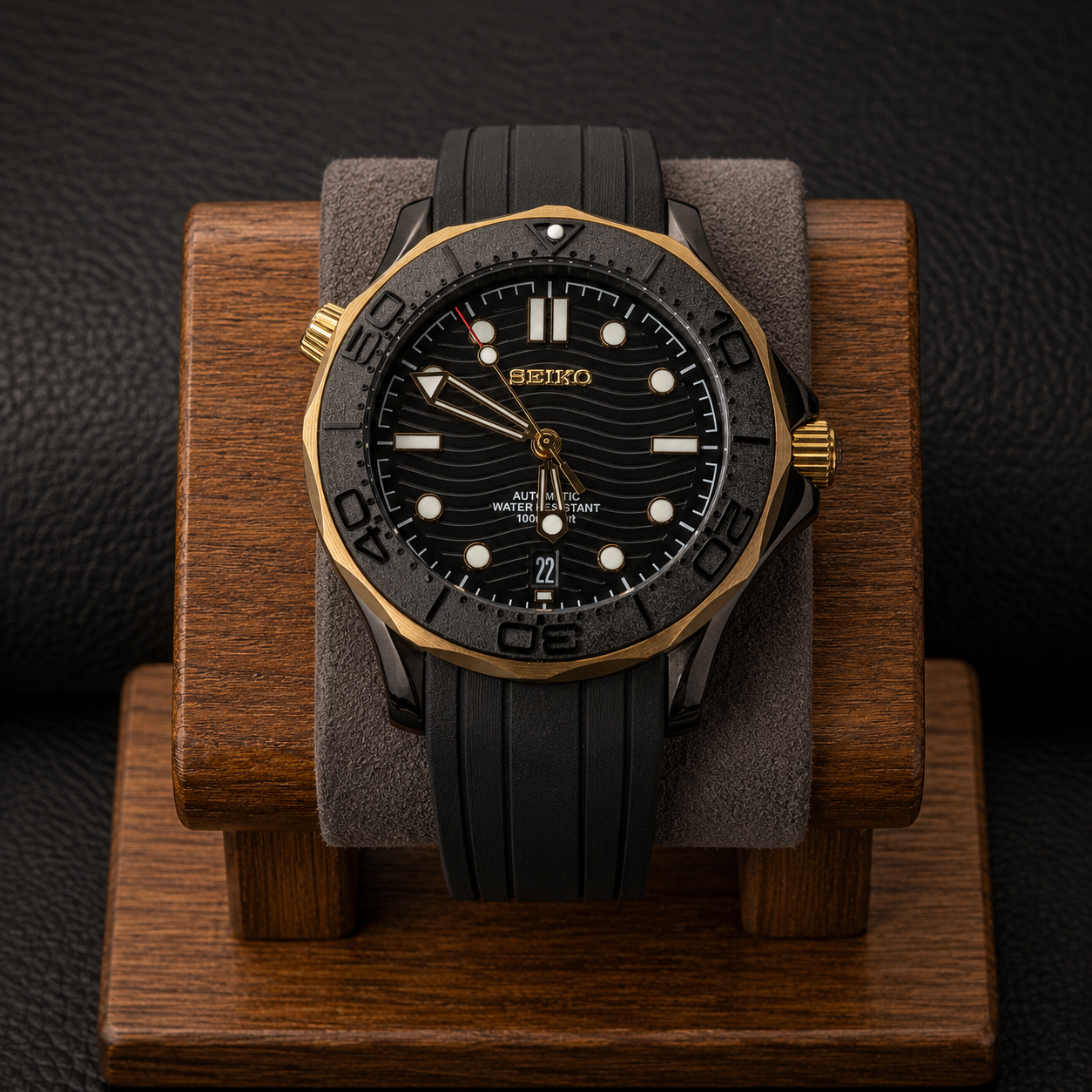 Seamaster SMP300 Black & Gold Two-Tone