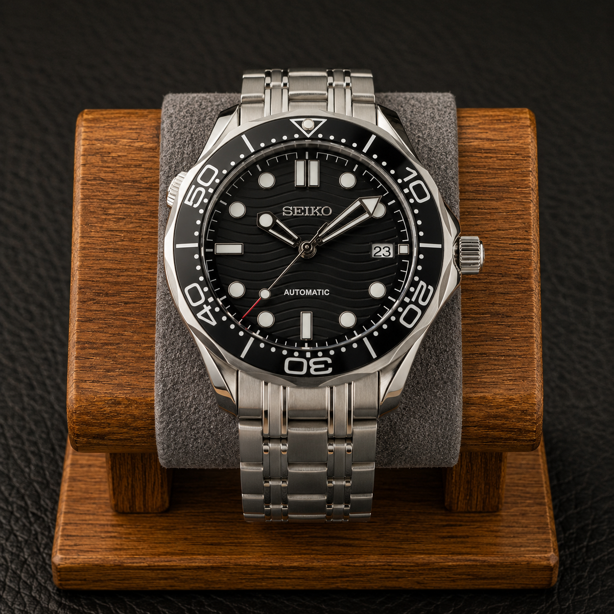 Seamaster SMP300 Black Diver Homage