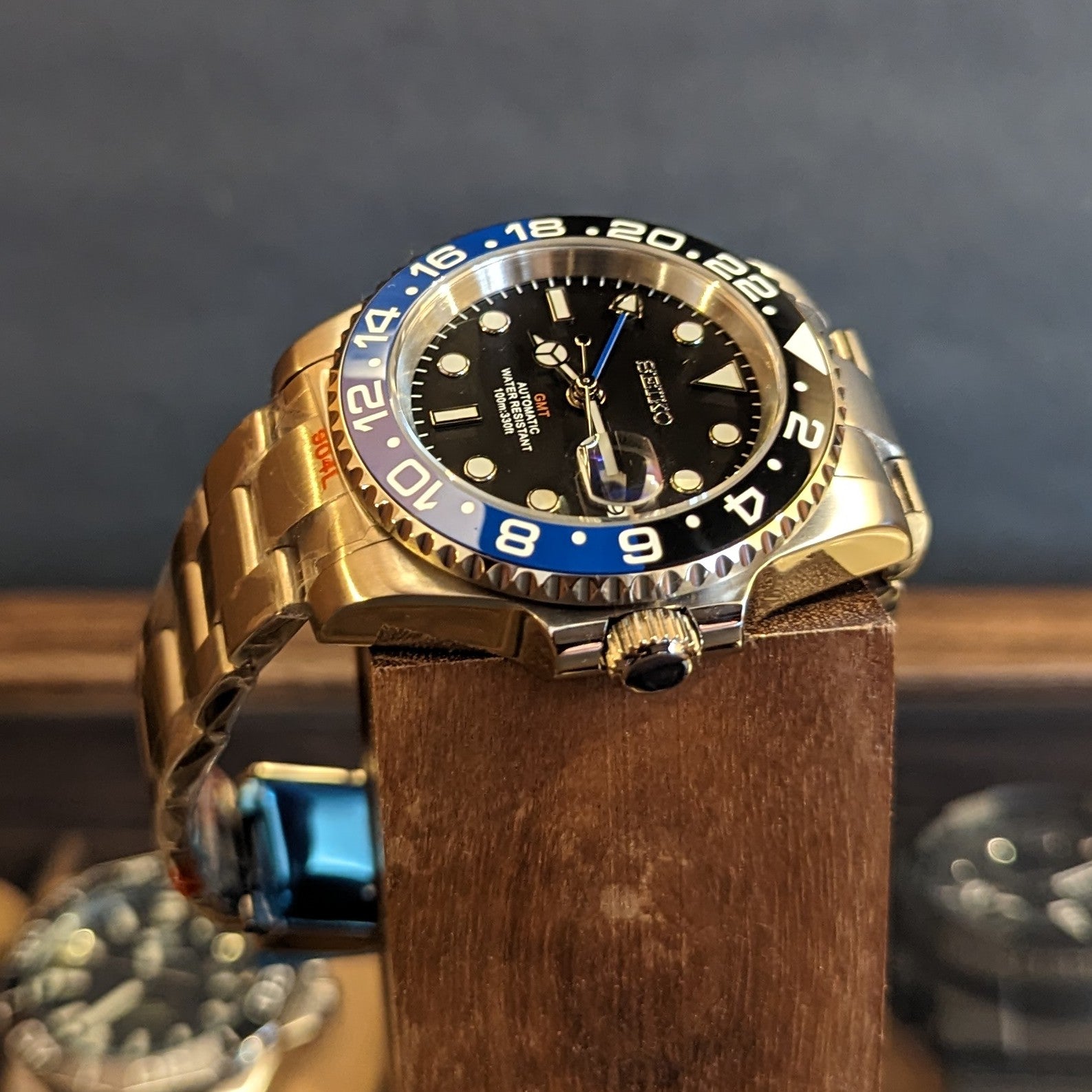GMT Master-II Batman Homage