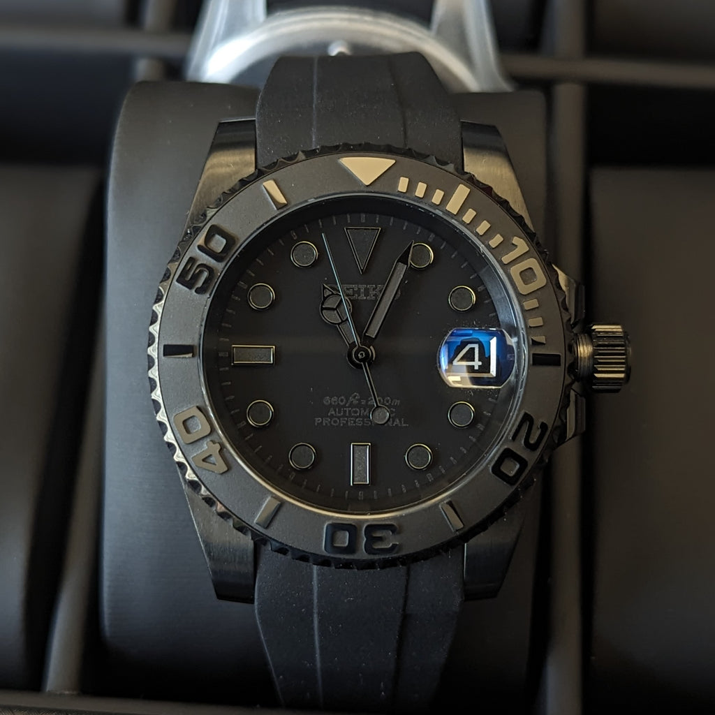 Dark Knight –  Stealthy Custom mod