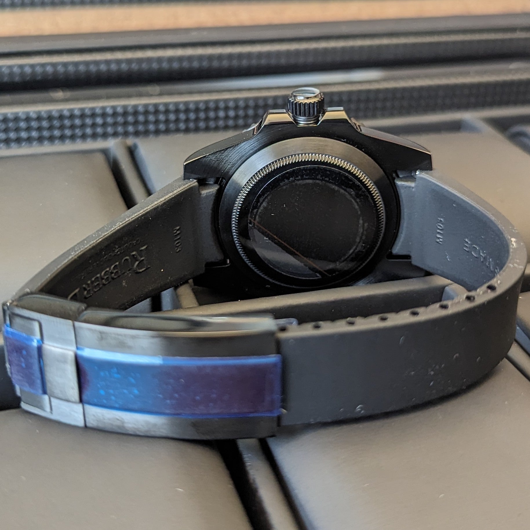 Black on Black - Day Date Stealth