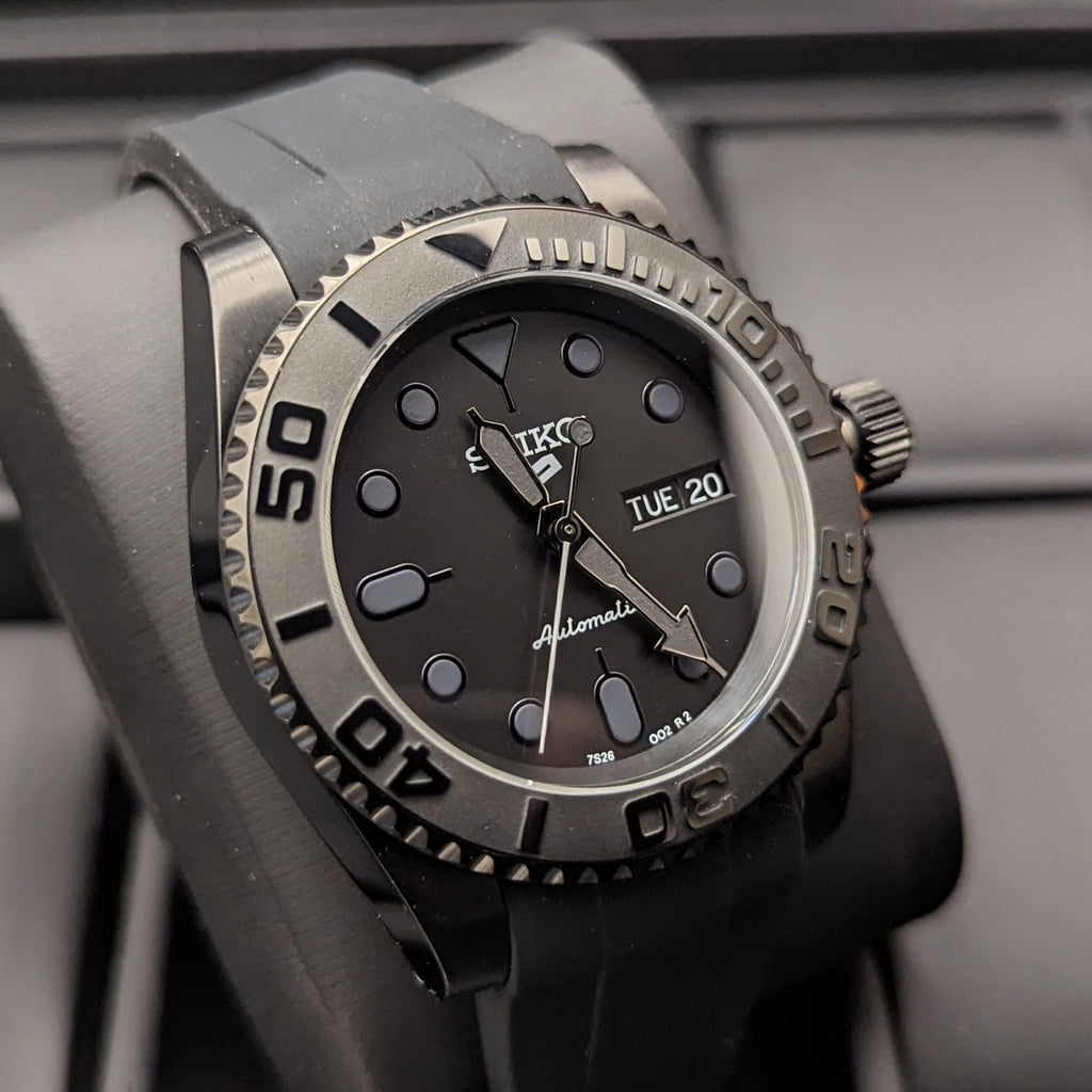 Black on Black - Day Date Stealth