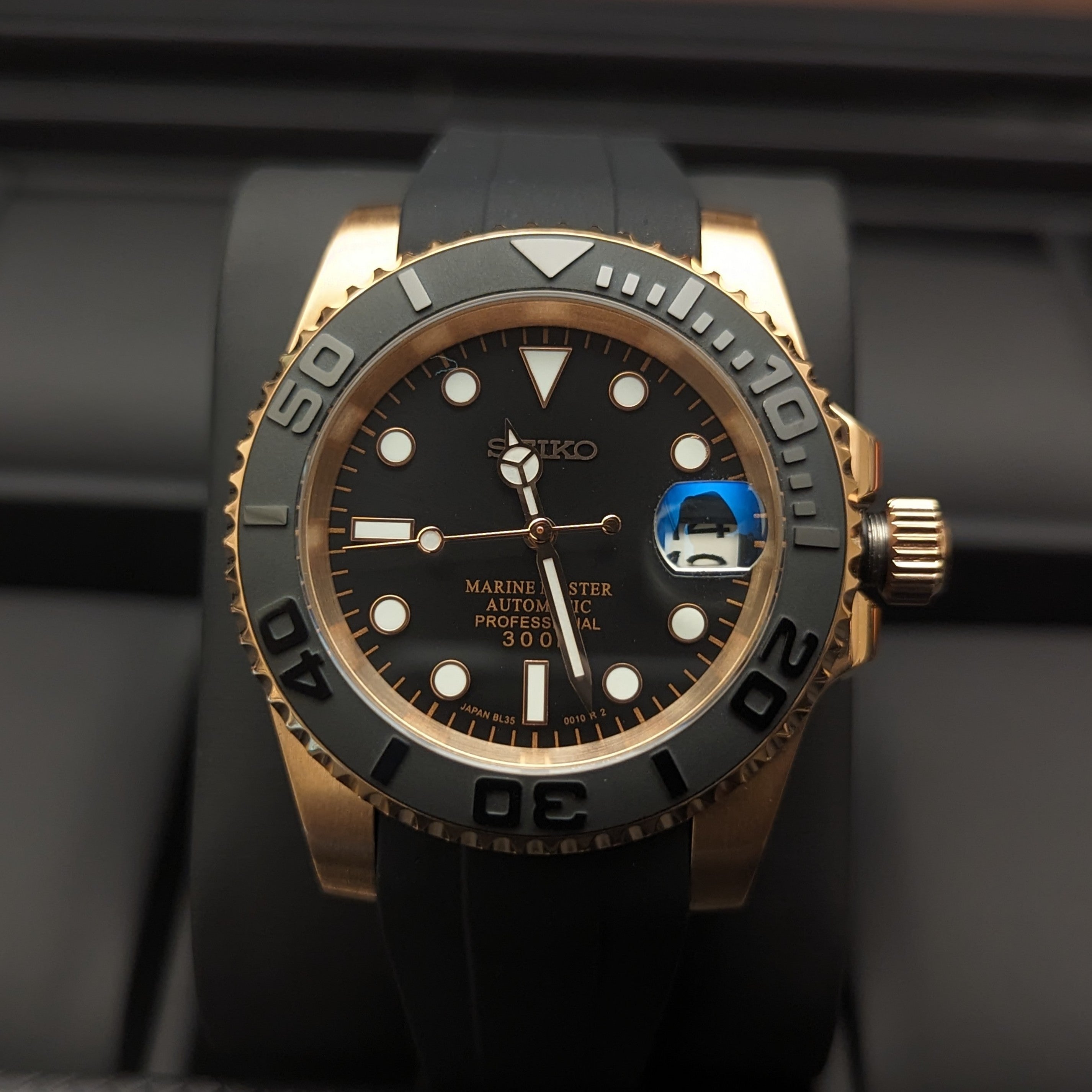 Classic Yachty Diver - Rose Gold x Black