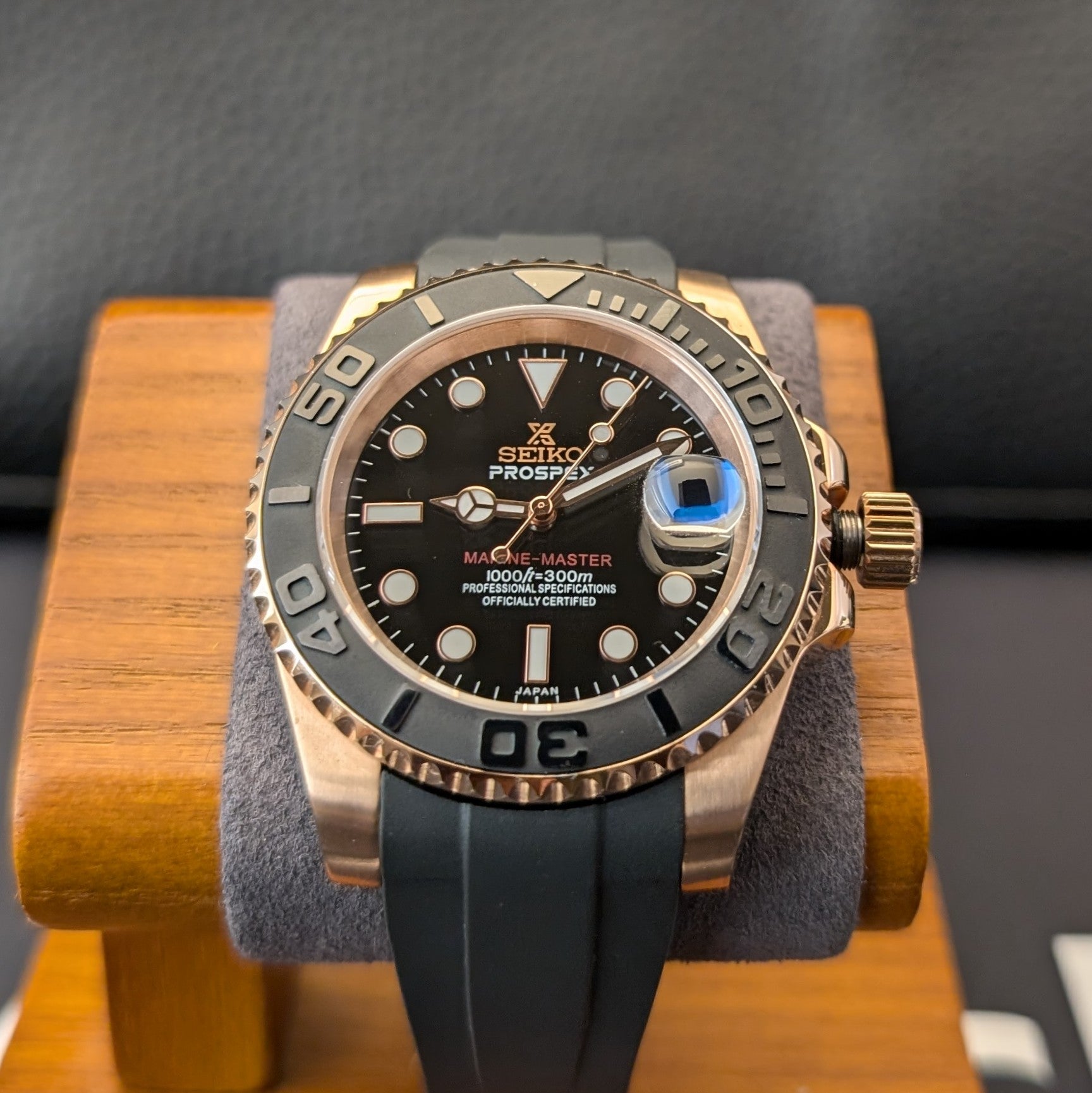 Yachty Diver - Rose Gold x Black