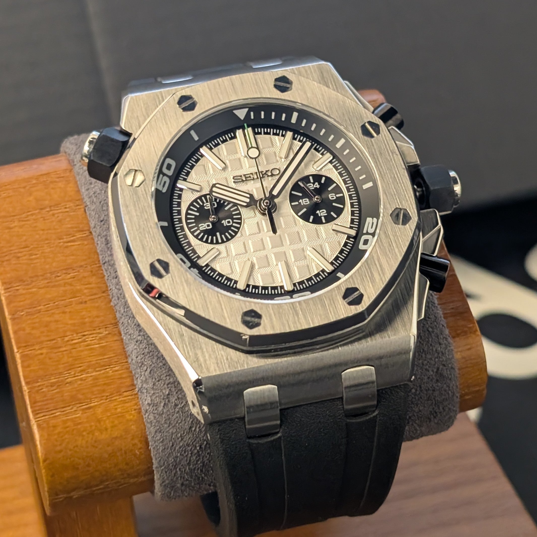 SeikOak Offshore Chronograph – White