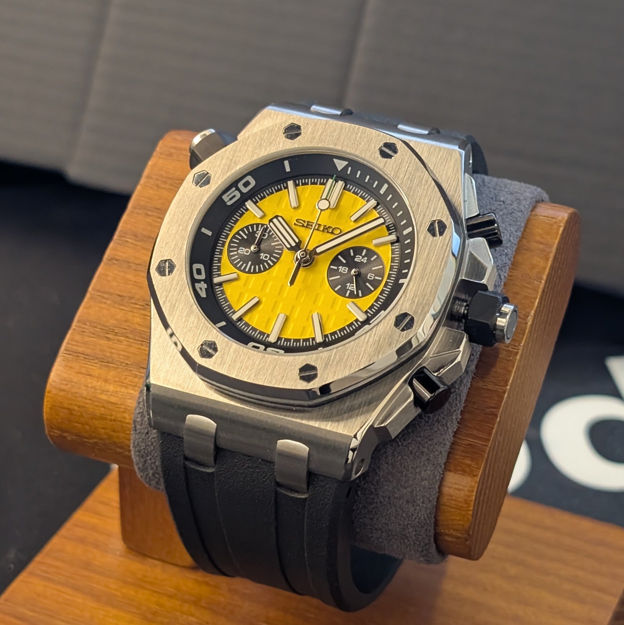 SeikOak Offshore Chronograph – Yellow Dial