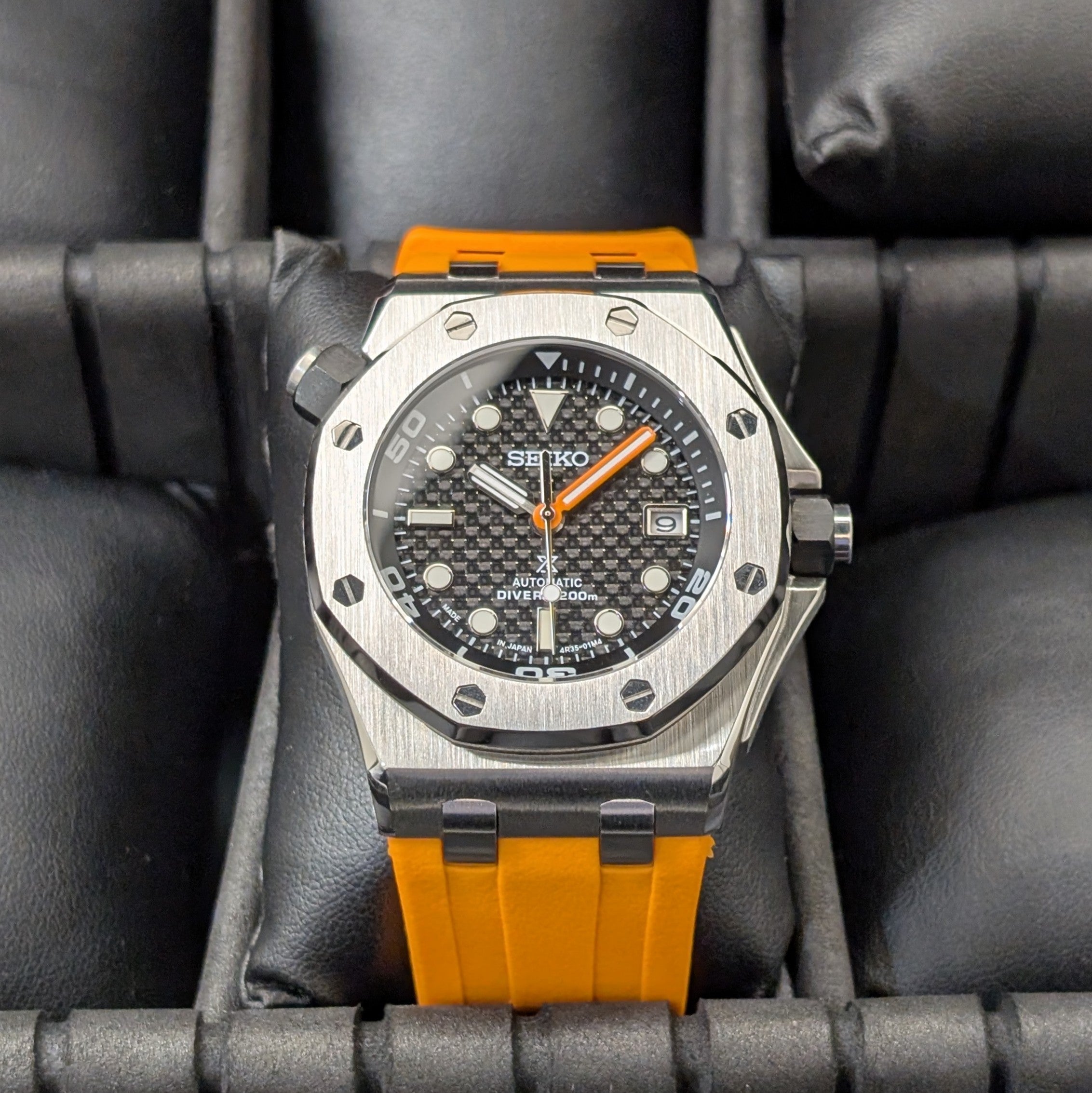 SeikOak Offshore Diver Sunburst orange