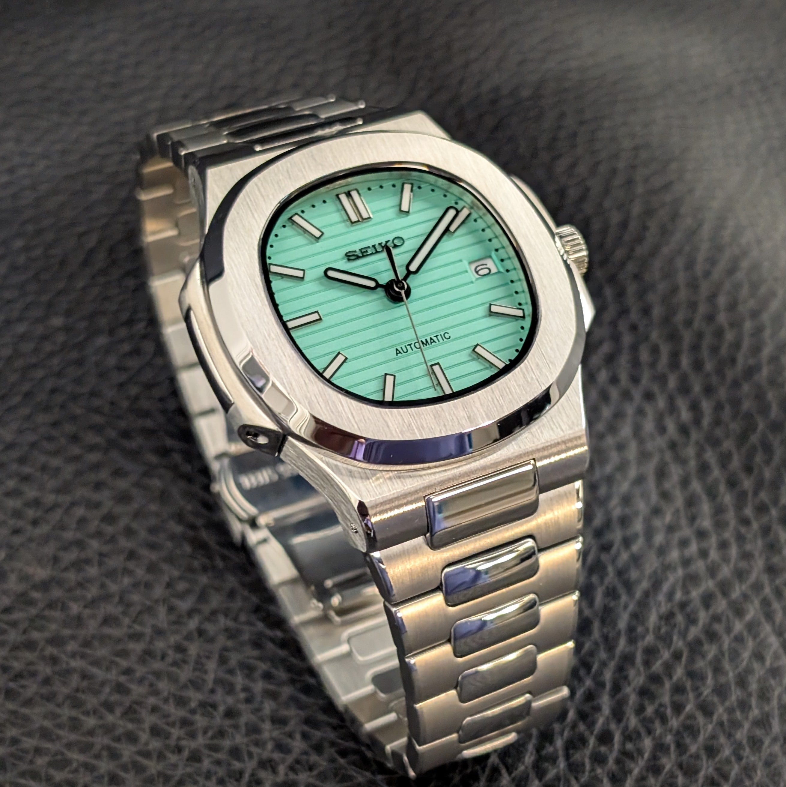 SeikoNaut x Tiffany Blue