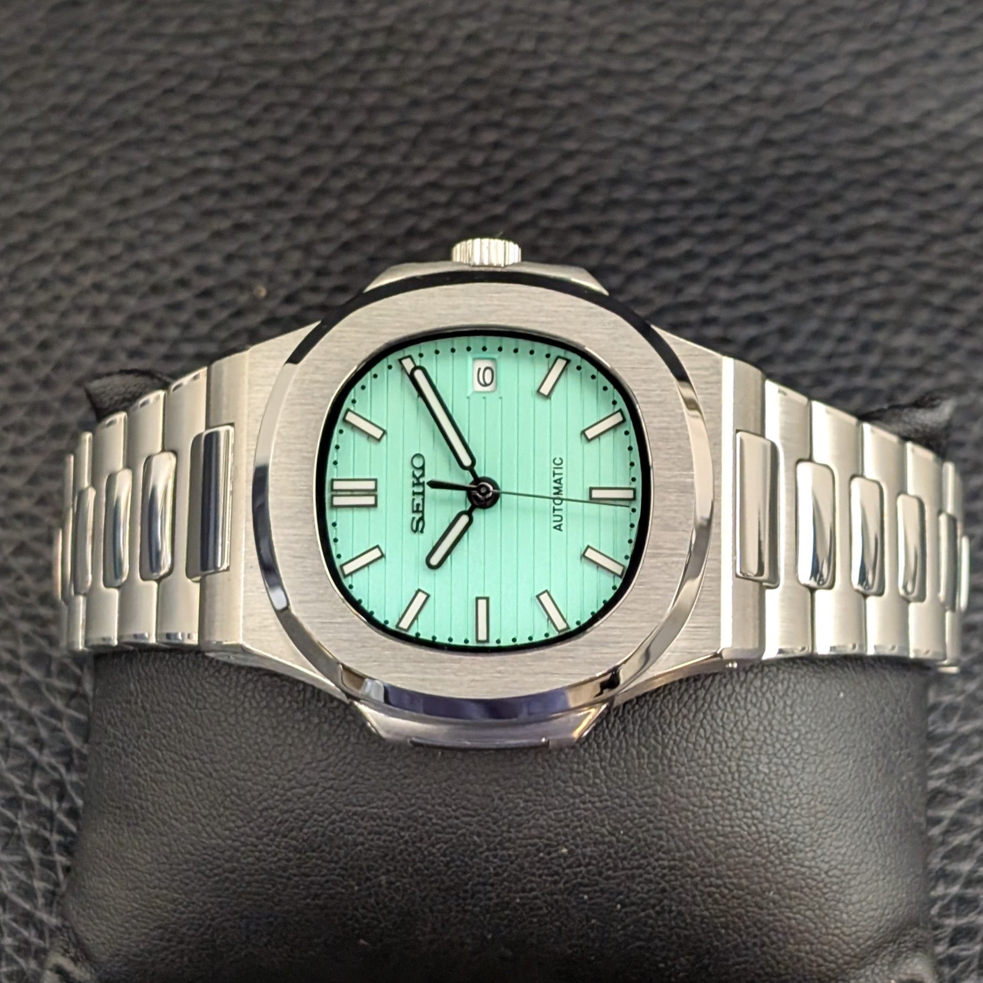 SeikoNaut x Tiffany Blue