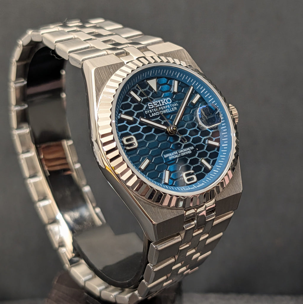 SeikoDweller Ocean Blue