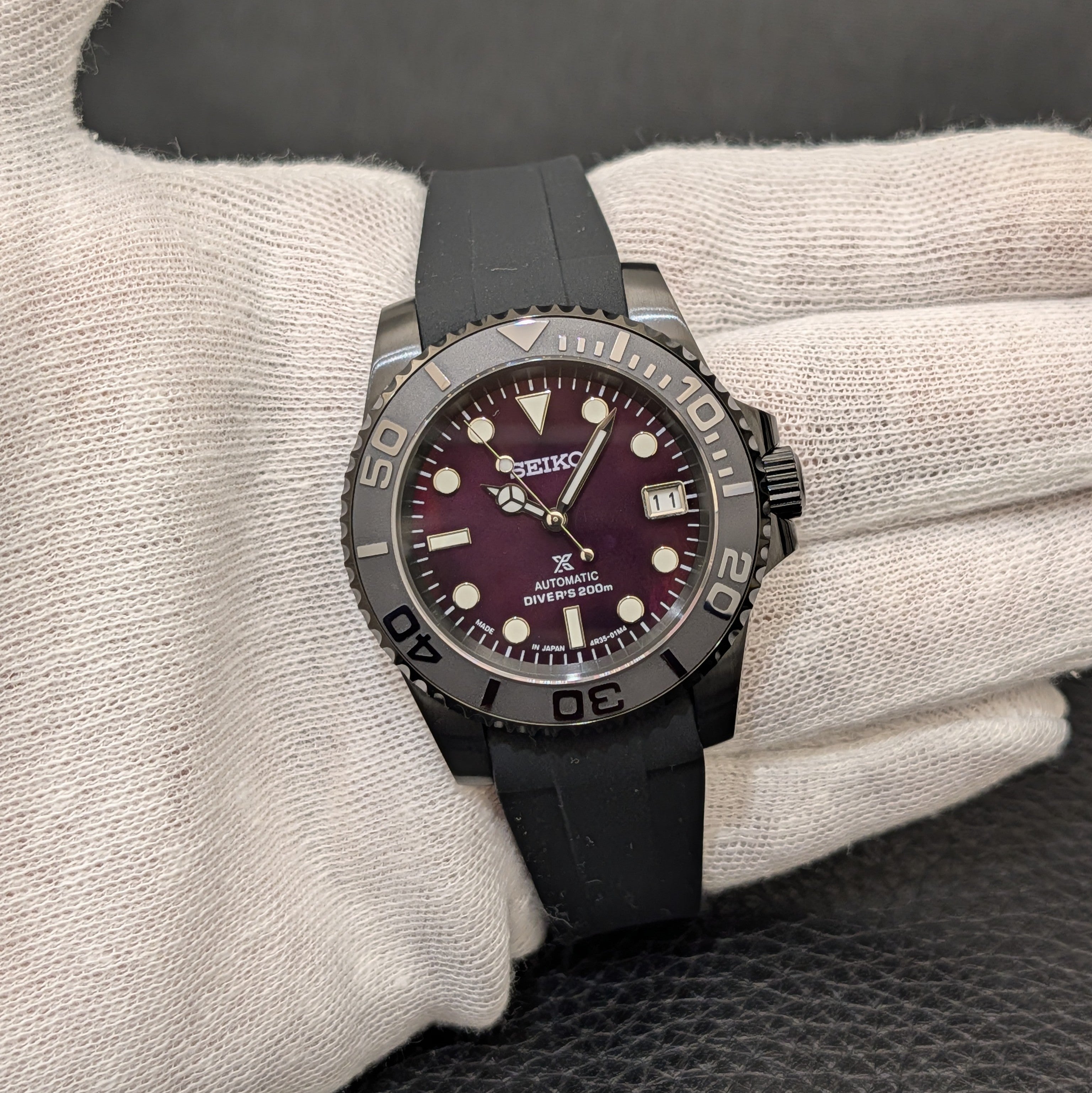 SeikoMaster Mod - Stealth Black Pearl