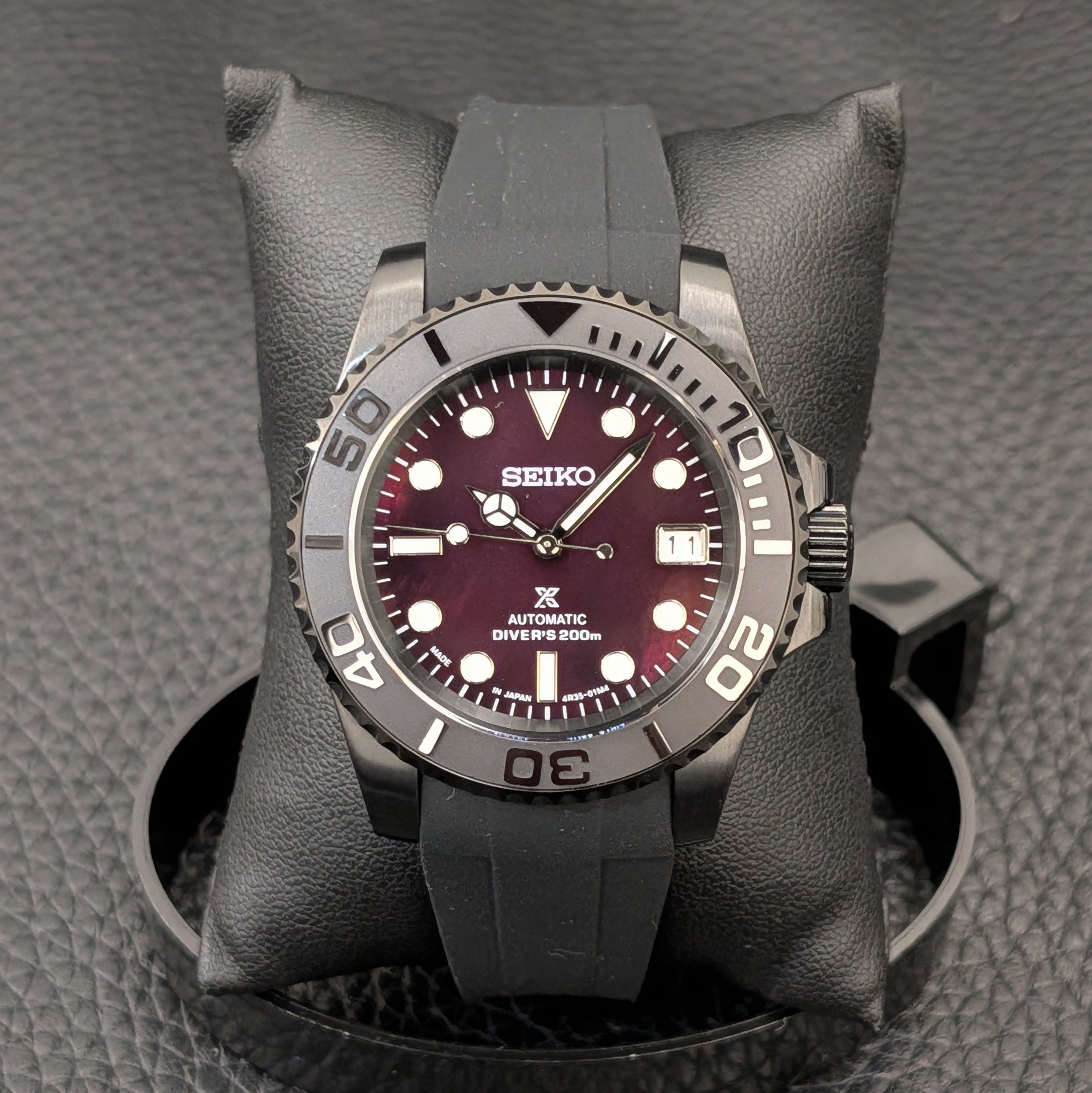 SeikoMaster Mod - Stealth Black Pearl