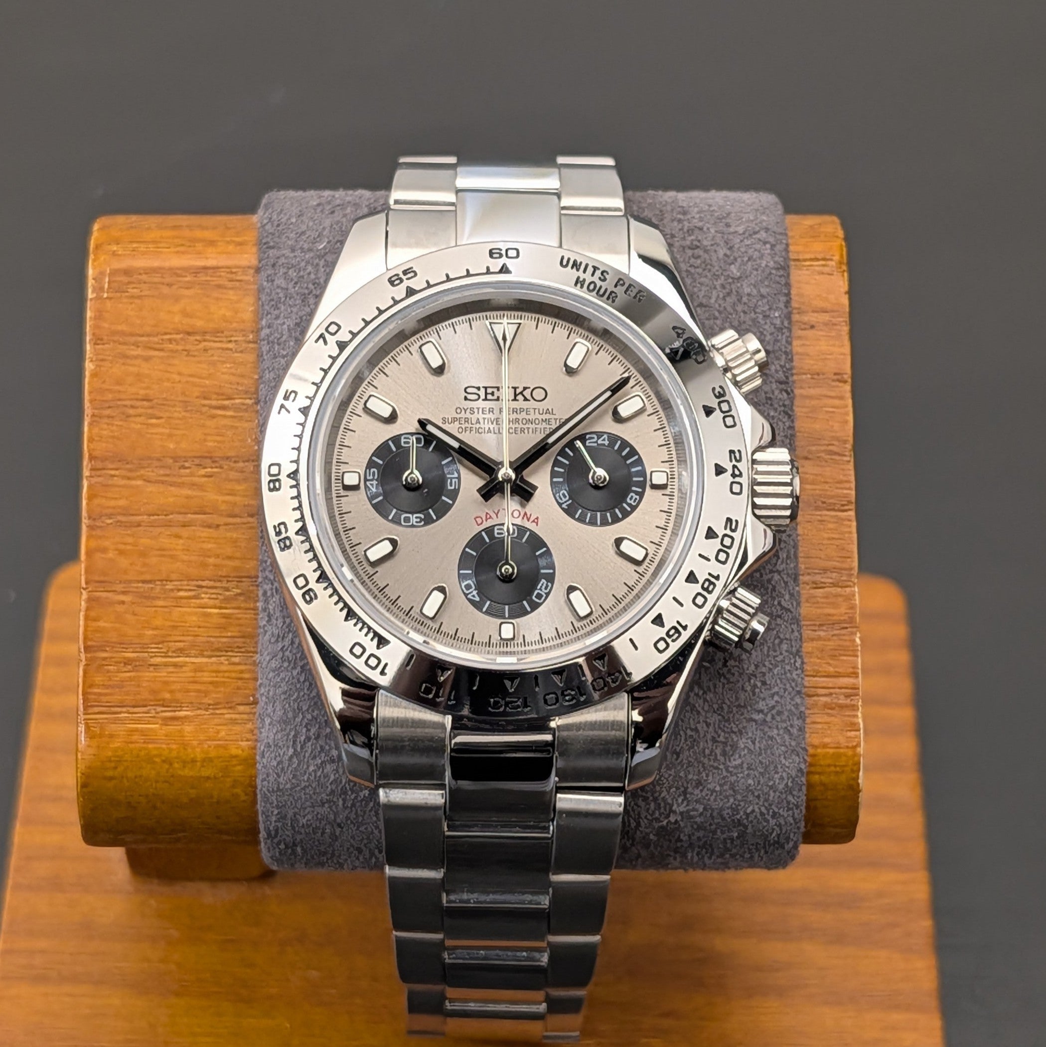 SeikoTona Grey Ghost - Chrono